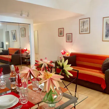 Very Cosy Flat In Heart Of Old Town Of Near Nice