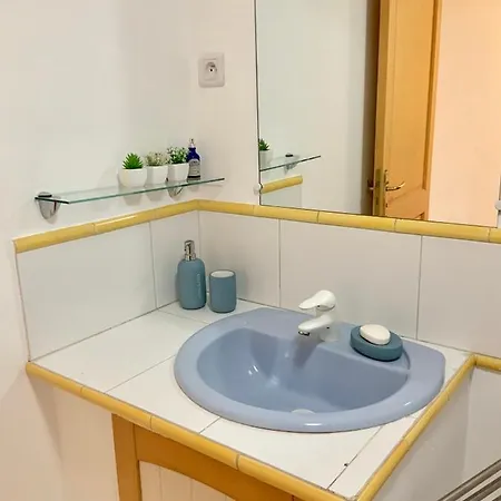 Very Cosy Flat In Heart Of Old Town Of Near Nice