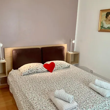 Διαμέρισμα Very Cosy Flat In Heart Of Old Town Of Near Νίκαια